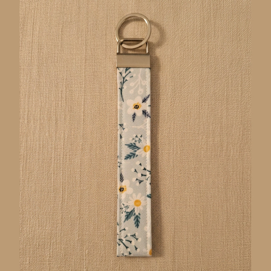 Blue Daisy Wristlet Strap