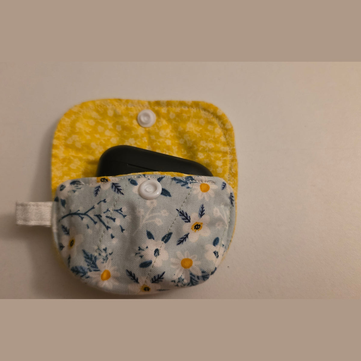 Blue Daisy Print Earbud Case